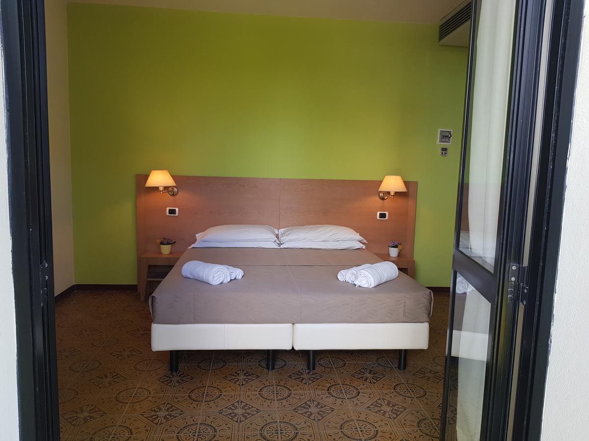 Hotel Bologna Rimini Dış mekan fotoğraf